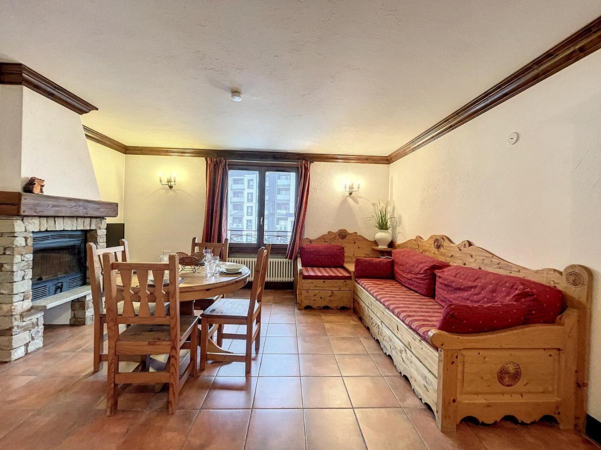 T2 Centre Chamonix Avec Parking Prive Et Wifi - Fr-1-507-42 Appartement Buitenkant foto