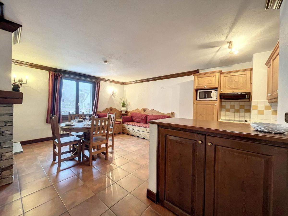 T2 Centre Chamonix Avec Parking Prive Et Wifi - Fr-1-507-42 Appartement Buitenkant foto